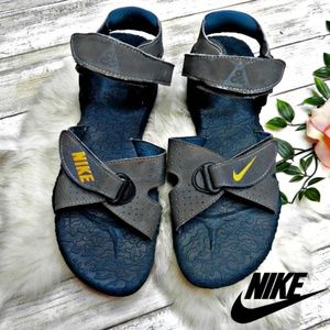 nike deschutz sandals